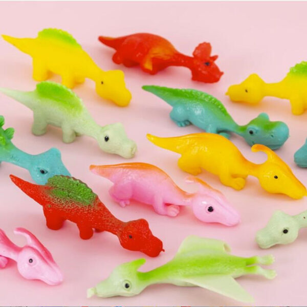 Dinosaur catapult toy