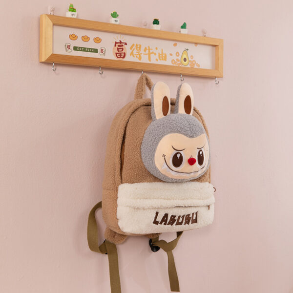 labubu backbag - Image 3